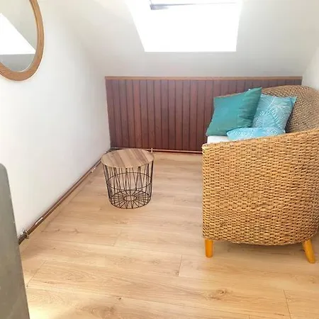Holiday home Maison 100m2 Avec Piscine A 2h De Paris